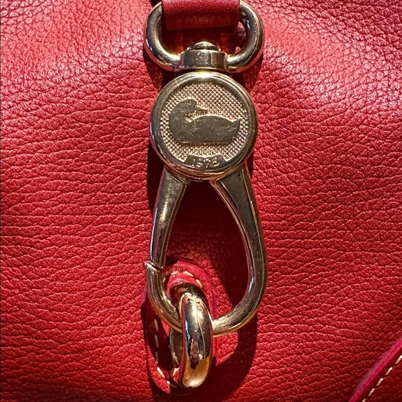 Dooney & Bourke  satchel holiday red gold tone  front clasp closure  like new - Picture 3 of 17
